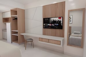 Quarto moderno com estantes embutidas, televisão de tela plana na parede, escrivaninha e radiador.