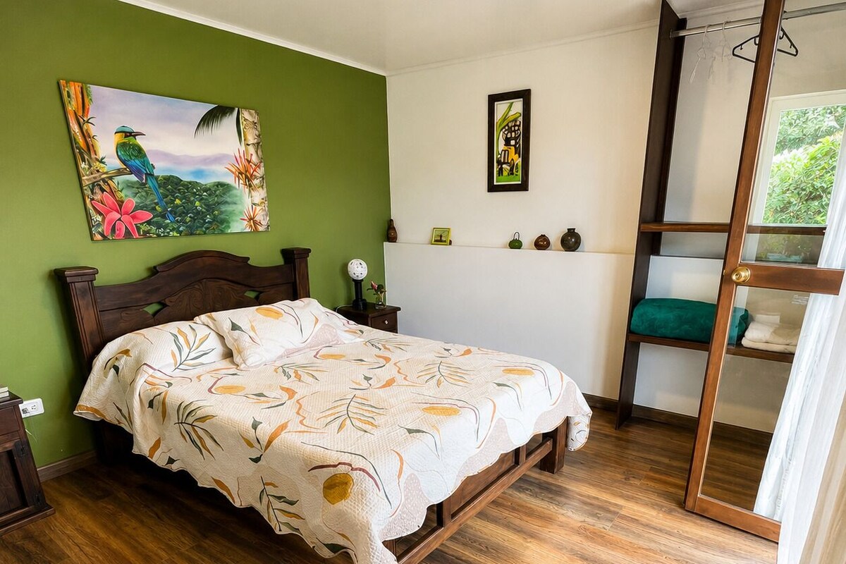 Habitación doble Confort, vista a la montaña | Wifi gratis 