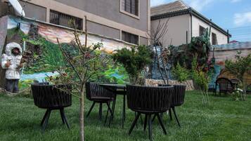 Double Room, Garden View | Outdoor dining