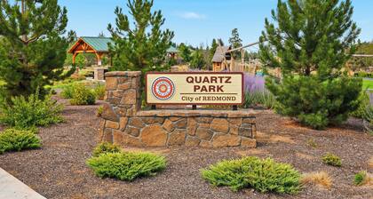 Park House - Modern, Convenient, Redmond Retreat