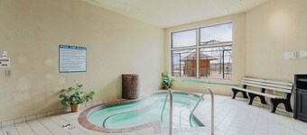 Wave Pointe Marina and Resort