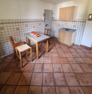 Unclassified image, 4 of 29, button - Vrbo Property (Verceia)