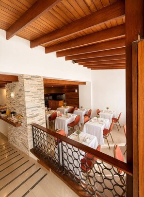 Dining - Hotel Aquarium (Punta del Este)