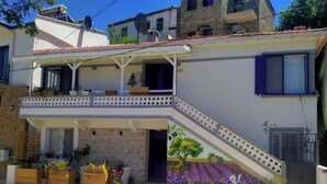 Exterior - Stone House, Lavender Guest House in the center of Imroz (Çanakkale)