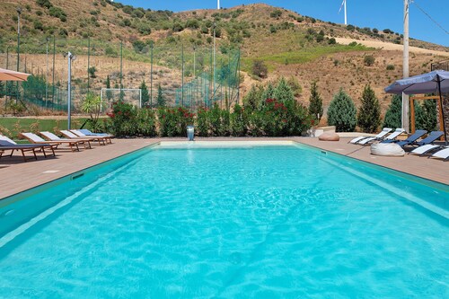 A Schietta Room – Sikania Agrirelais, Mountain View