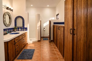 Bathroom - Casa Maria - - Gated 2 Bd House w Private Pool, Short Walk to Beach (Los Barriles)