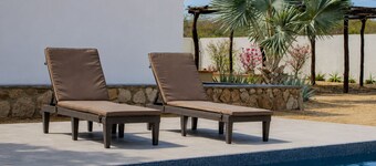 Casa Maria - Gated 2 Bd House w Private Pool, Short Walk to Beach