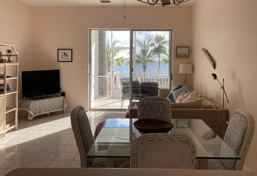 Beautiful Oceanfront 2-bedroom condo