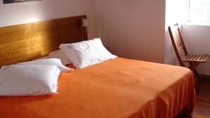 Ferienhaus, 2 Schlafzimmer, Meerblick | Verdunkelungsvorhänge, Bügeleisen/Bügelbrett, kostenloses WLAN
