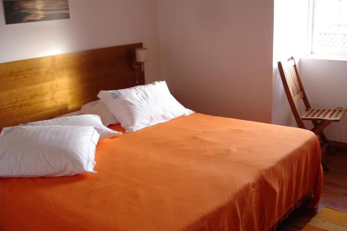 Ferienhaus, 2 Schlafzimmer, Meerblick | Verdunkelungsvorhänge, Bügeleisen/Bügelbrett, kostenloses WLAN