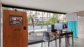Studio, Balcony, Park View | Business center