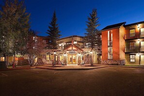 Exterior - Cozy 2-bedroom Hotel Suites in charming Steamboat Springs (Steamboat Springs)