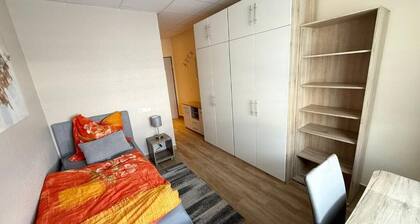 Amaya Rooms Hannover Laatzen
