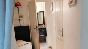 Unclassified image, 3 of 35, button - Vrbo Property (Roquebrune-sur-Argens)