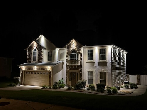 Mall of GA-Cozy New Furnished Home, Spacious and Great Location!