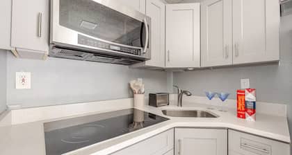 The Forrestry with private entrance washer & dryer