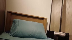 Gambar tidak terklasifikasi, 4 dari 7, tombol