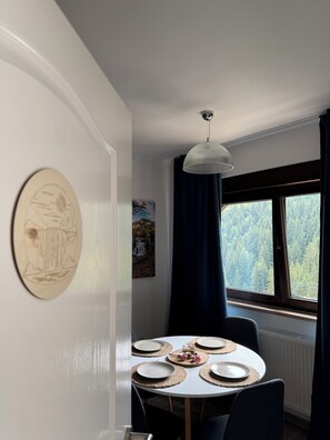 Unclassified image, 4 of 8, button - Vrbo Property (Gornji Orašac)