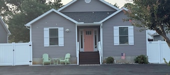 Duck's Landing- A perfect 3-bedroom house with AC in charming Colonial Beach.
