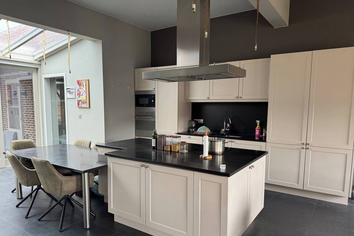 Shared Dormitory, 4 Bedrooms, Patio, Garden View | Interior