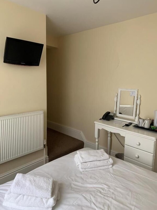 Peregrine House - Canterbury