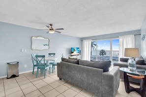 Living area - Beach view unit  303 (Longboat Key)
