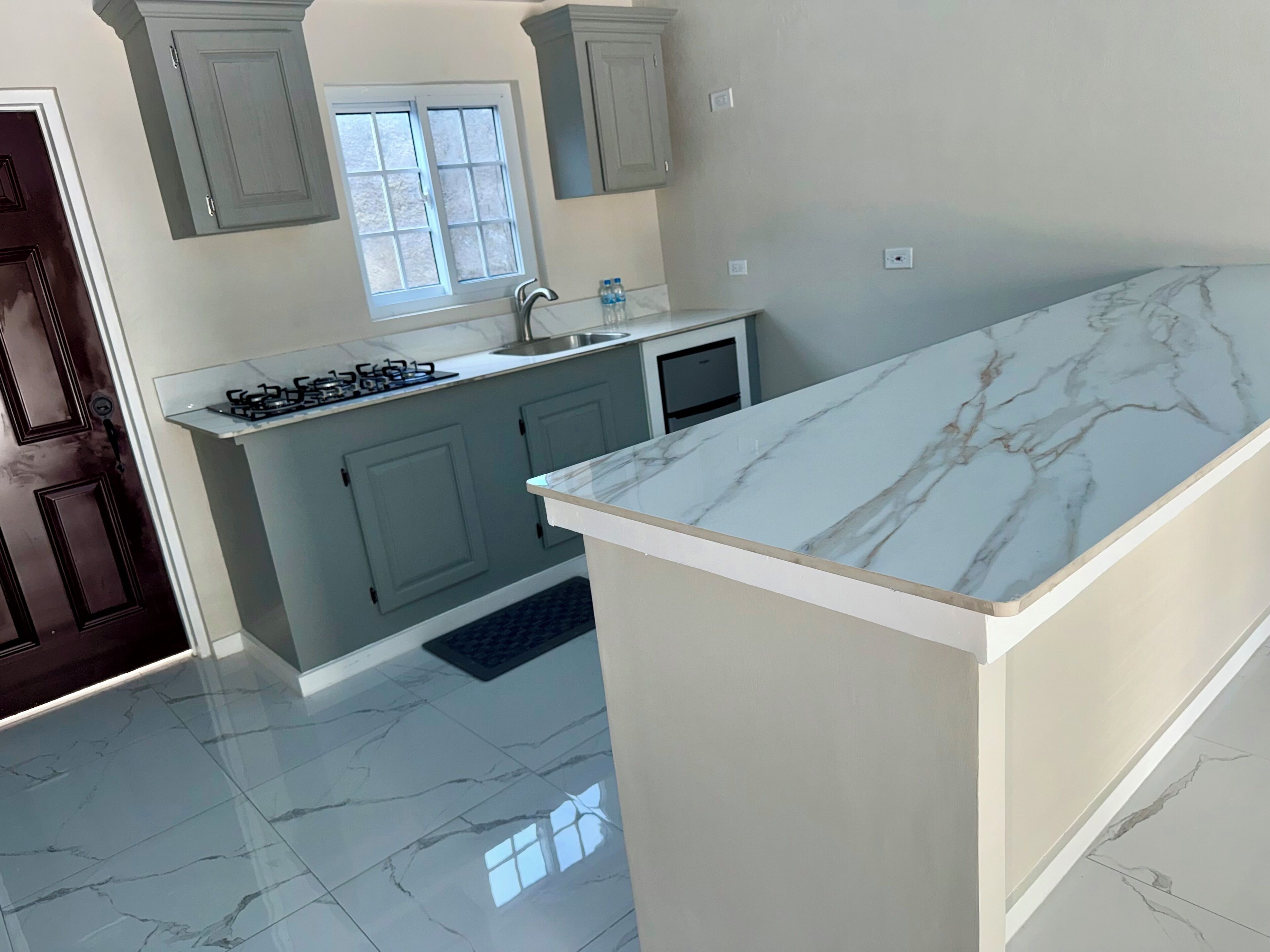 Deluxe Suite, 2 Bedrooms, Ocean View | Private kitchen