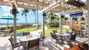 Outdoor dining - Family Friendly, Oceanside 2BR 2BA Condo - Hyatt Vacation Club Windward Pointe (Key West)