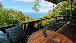 Outdoor dining - Private glamping for 2 at VI National Park - Peaceful tropical escape (Unknown)