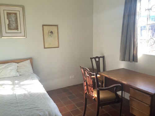 Adorable 2-bedroom bungalow in Nairobi perfect for relaxing stays