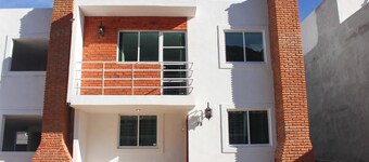 Ámbar de Cedro: Rustic Luxury in Mineral del Chico