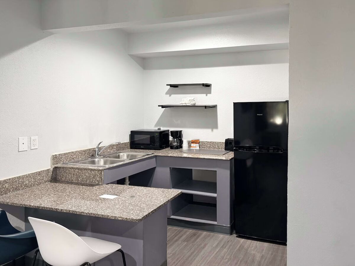 Sleek Irving Retreat Near Downtown | Sea Life Grapevine Aquarium - 4.3 Miles - Dallas