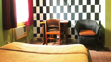 Desk, laptop workspace, WiFi (free)
