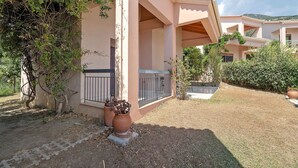 Exterior - Villa 'Ariadni' in Marathiás (Marathiás)