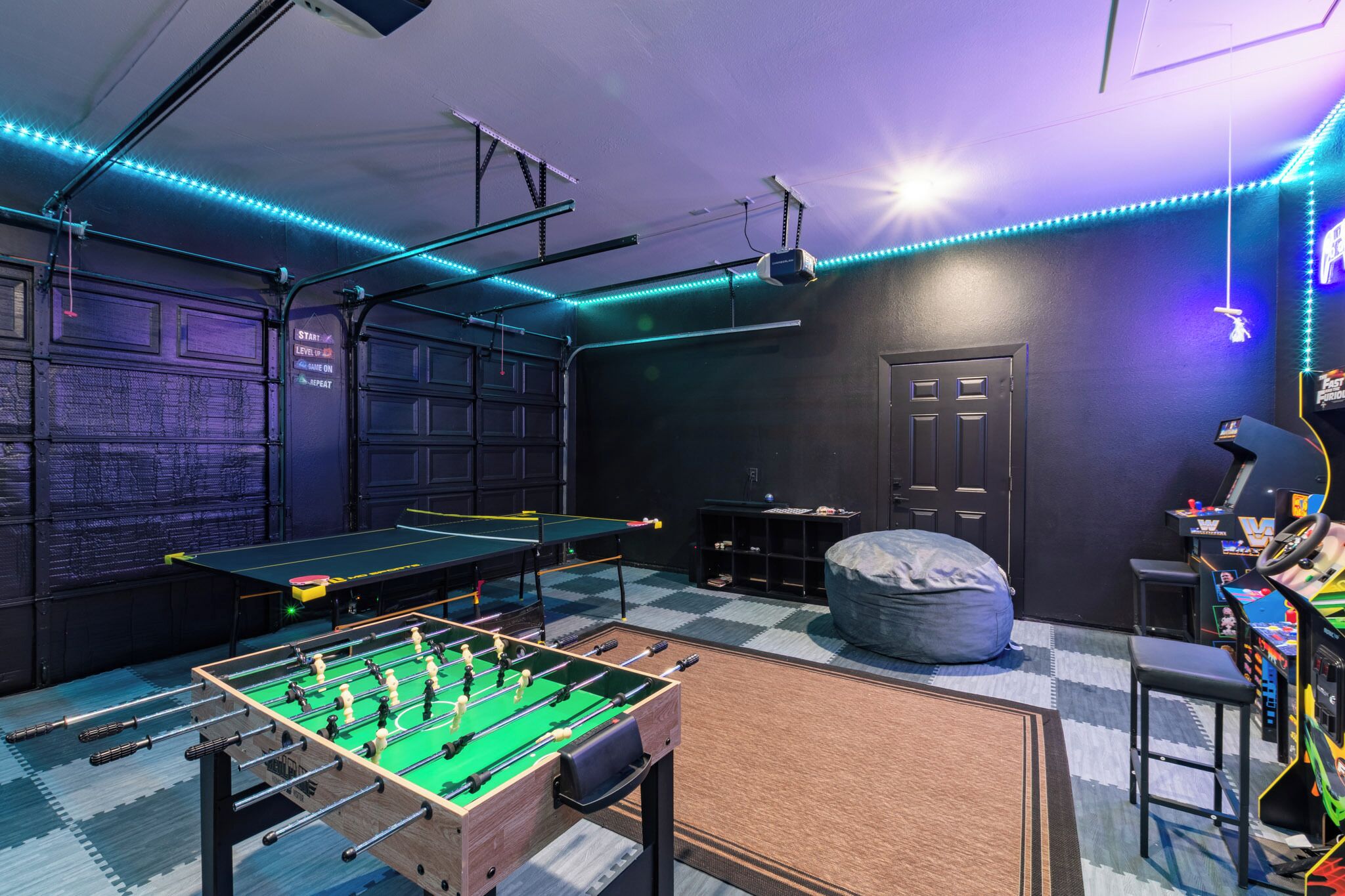 Spielezimmer