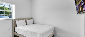 Wonderful 3-bedroom apartment with AC and full kitchen, Tavernier