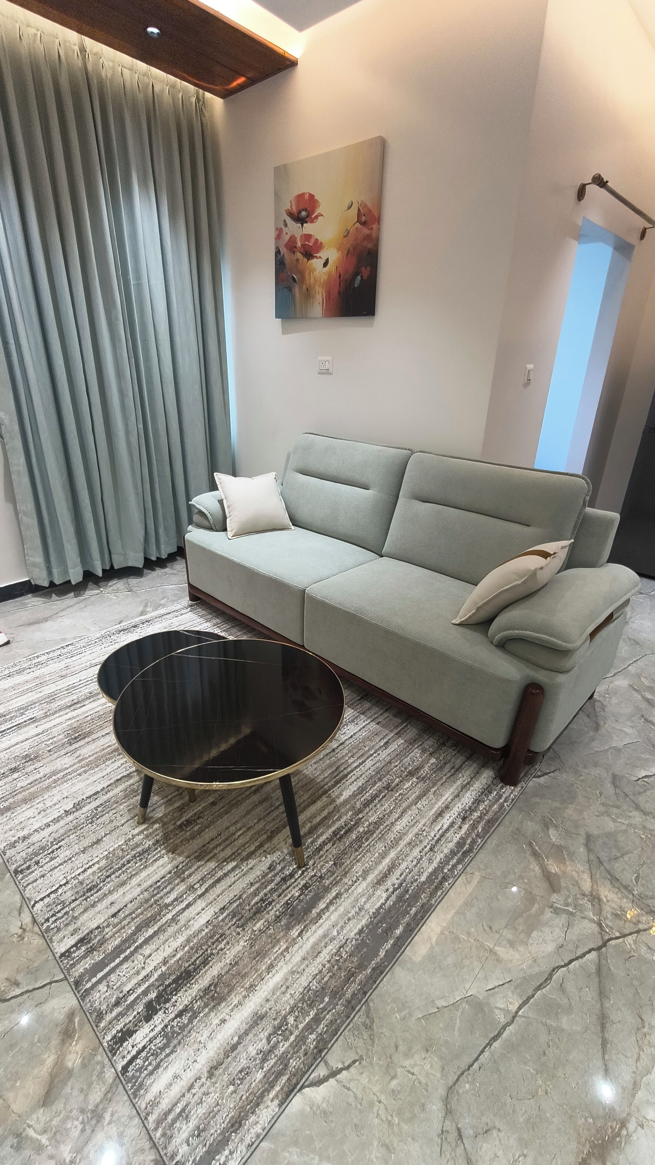 Welcoming 1-bhk Luxurious Apartment With Ac And Balcony In Vibrant Bengaluru - Bangalore