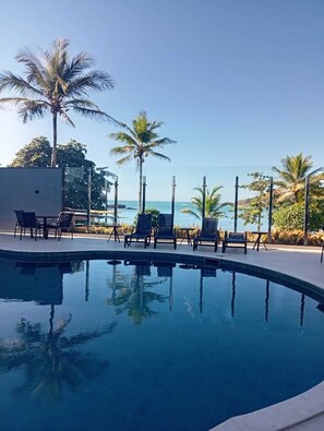 Pool - Vrbo Property (Guarapari)