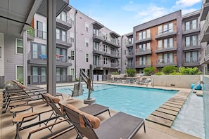 Pool - Family-Friendly Room in Austin Downtown | Onsite Pool & Parking (Austin)