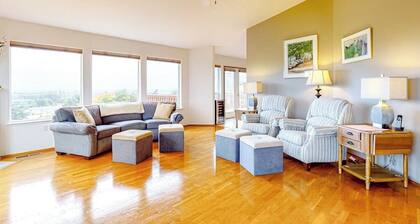 Family Friendly Coupeville Holiday Home with Ocean Views Private In Law Suite and Garden Oasis