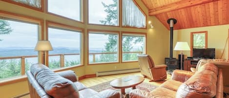 TV, DVD player, stereo, offices