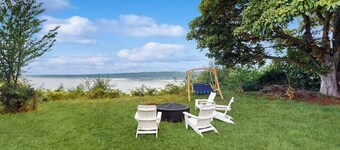 Whimsical 1940s Waterview Gem with Sweeping sea views, Wildlife, & Near Town