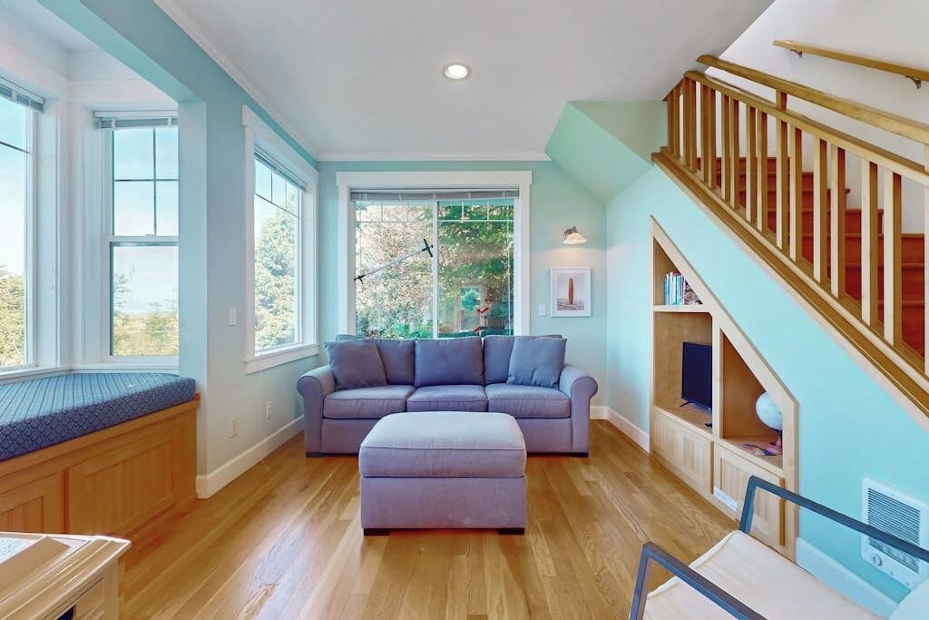 Relaxing Ocean View Retreat On The Sunny Side Of Whidbey Island - Coupeville, WA