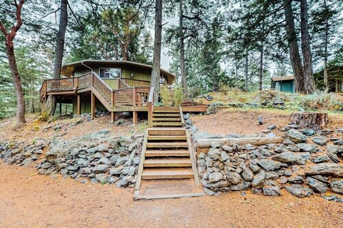 Unique Treetop Home with 360 Degree Deck