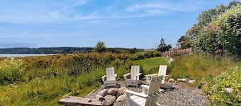 Family Friendly Beach House with Stunning Water Views and Deck