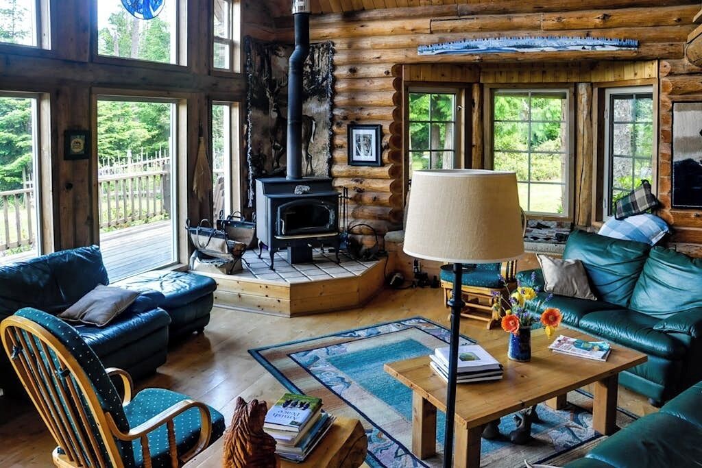 TV, DVD player, offices