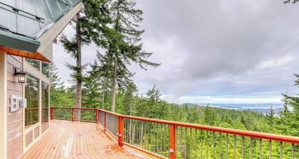 Stunning Water View Retreat with Fireplace, Huge Deck, and Jetted Tub