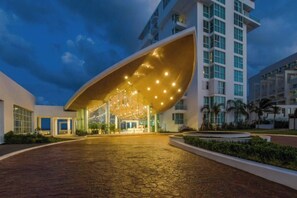 Unclassified image, 3 of 47, button - Beachfront studio 2/ Amazing Caribbean view (Cancún)