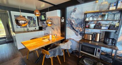 Houseboat 'Hafensuite Rügen' with Wi-Fi and Panoramic Views on Rügen Island