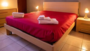 Room - Villa 'La Panchina' with private pool, Wi-Fi, and air conditioning (Noto)